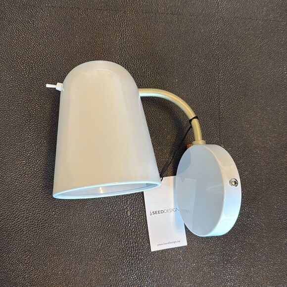 Seed design Dobi White/ Sand Gold Wall Scones - Picture 2 of 13